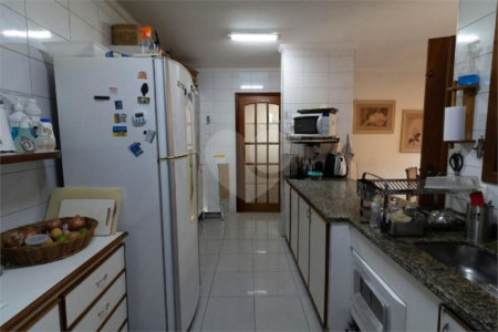 Casa à venda com 3 suítes em Jardim das Vertentes, São Paulo, SP