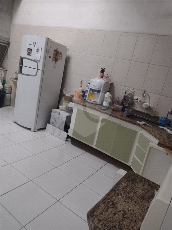 Sobrado à venda com 3 quartos, sendo 1 suíte, em Jardim da Mamãe, Guarulhos, SP