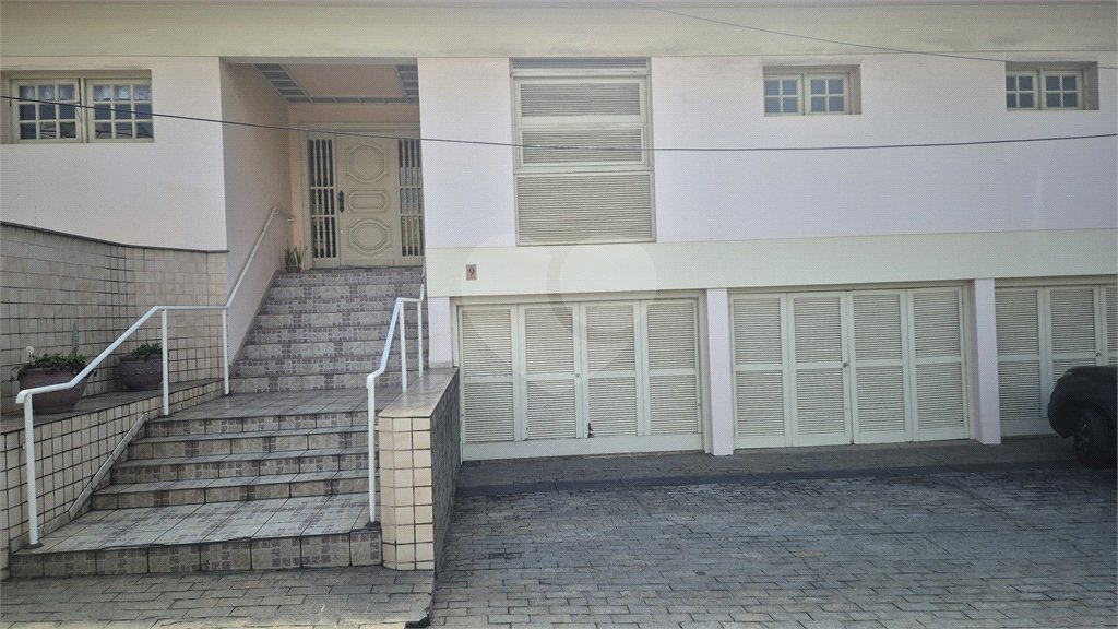 Casa à venda com 4 quartos, sendo 3 suítes,  no condomínio Chácara das Rosas, São Paulo - SP