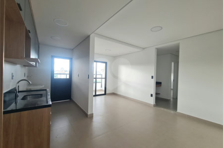 Apartamento à venda com 3 quartos, sendo 1 suíte,  em Jardim Refúgio, Sorocaba, SP