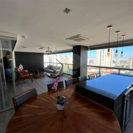 Apartamento à venda com 4 suítes em Santana, São Paulo, SP