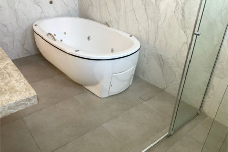 Casa à venda com 4 quartos, sendo 3 suítes,  no condomínio Reserva Granja Anita, Mogi das Cruzes - SP