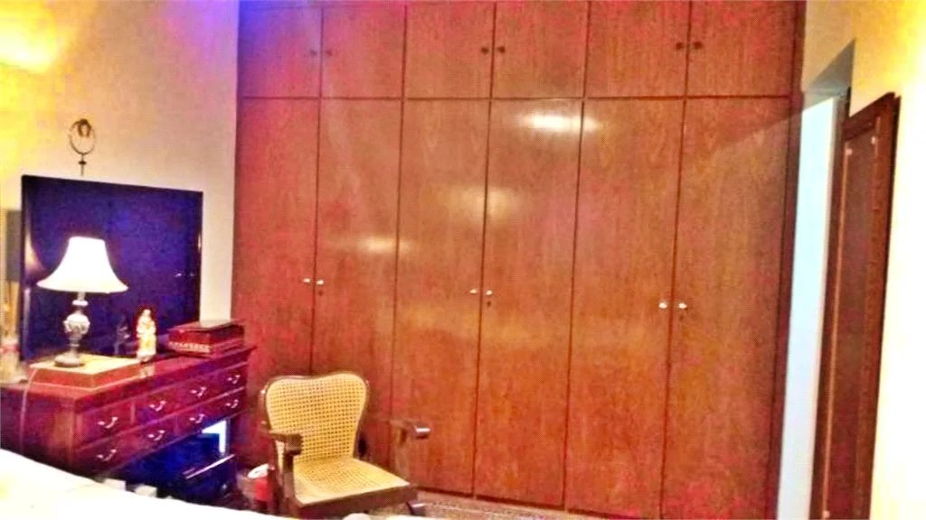Apartamento à venda com 3 quartos, sendo 1 suíte, em Vila Andrade, São Paulo, SP