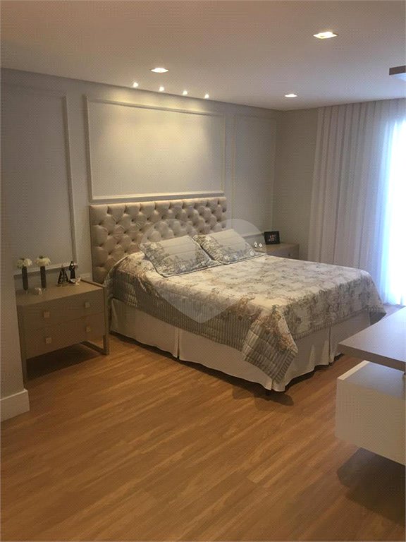 Apartamento à venda com 4 suítes em Vila Oliveira, Mogi das Cruzes, SP