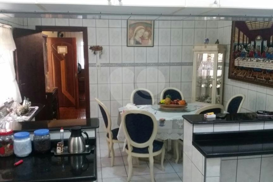 Sobrado à venda com 3 quartos em Jardim Brasil (zona Norte), São Paulo, SP