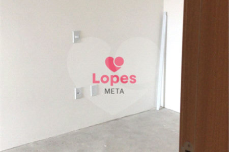 Apartamento à venda com 2 quartos, sendo 1 suíte, no Centro, Jacareí, SP
