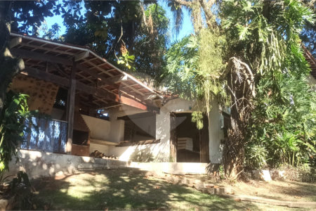 Chácara à venda com 5 quartos, sendo 3 suítes, em Parque Residencial Atibaia, Atibaia, SP