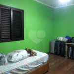 Sobrado à venda com 4 quartos, sendo 1 suíte, em Vila Constança, São Paulo, SP