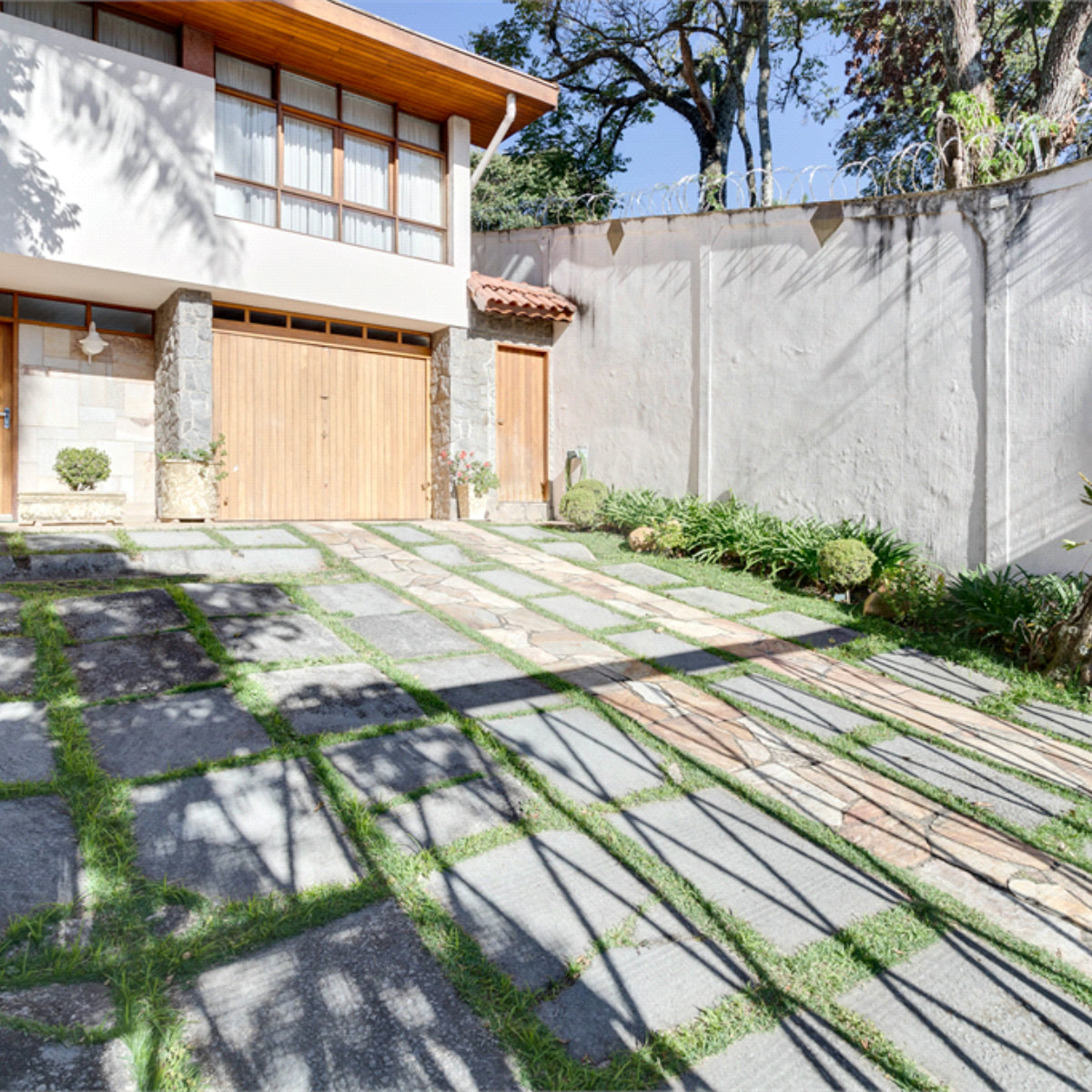 Casa à venda com 3 quartos em Chácara Monte Alegre, São Paulo, SP