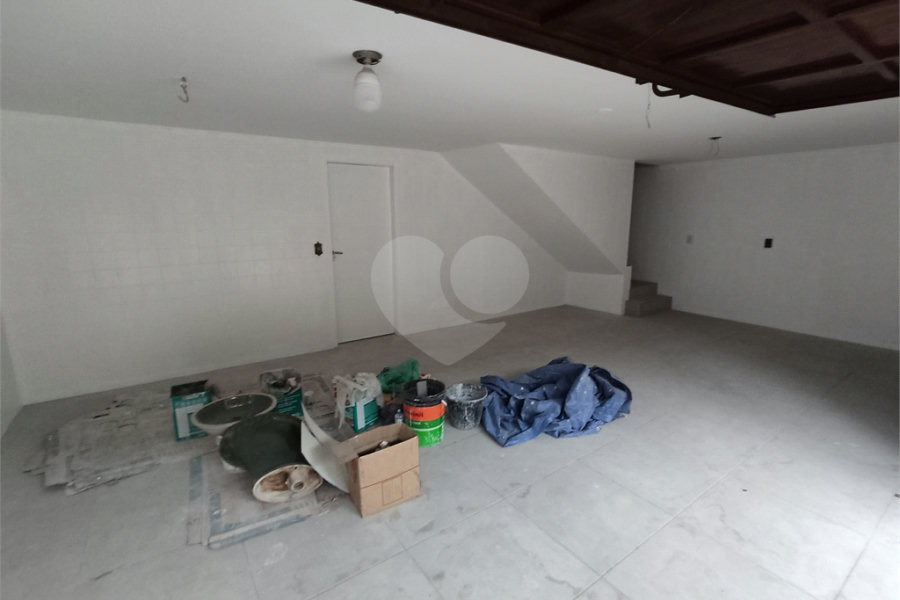 Casa à venda ou para alugar com 3 suítes em Santana, São Paulo, SP