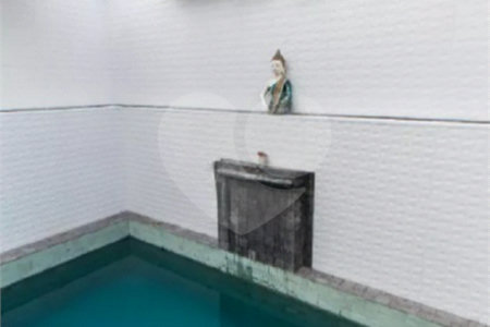 Sobrado à venda com 3 quartos, sendo 1 suíte, em Vila Nivi, São Paulo, SP