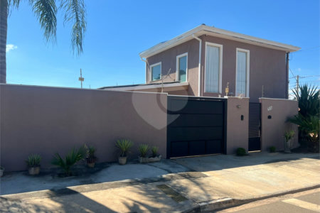 Casa à venda com 2 quartos, sendo 1 suíte,  em Estância Conceição, Itapetininga, SP