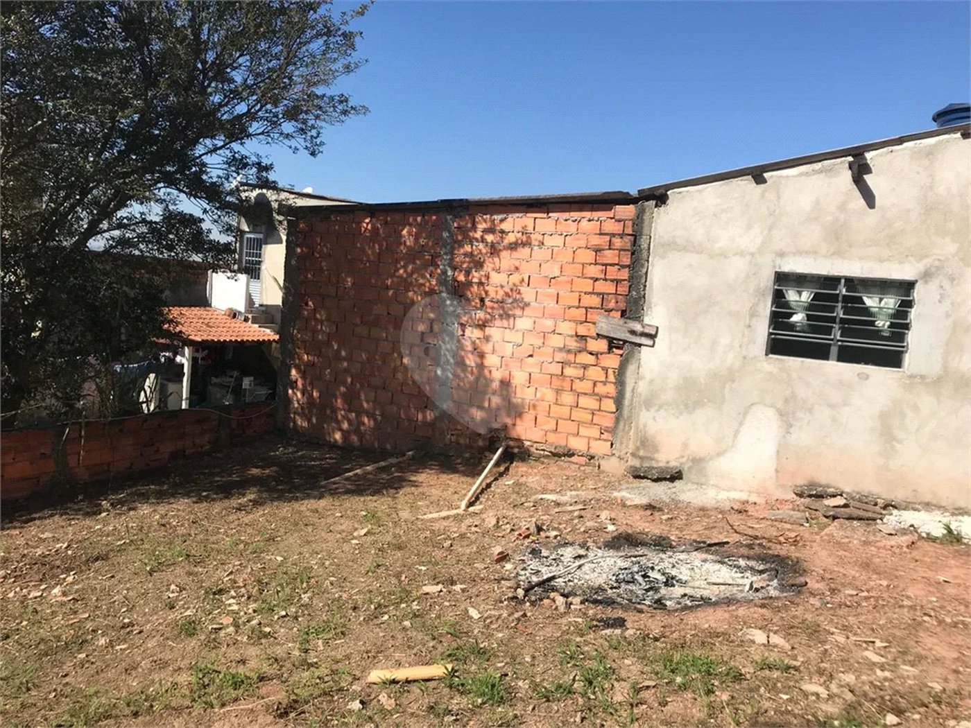 Terreno à venda com 2 quartos em Vila Martins, Carapicuíba, SP
