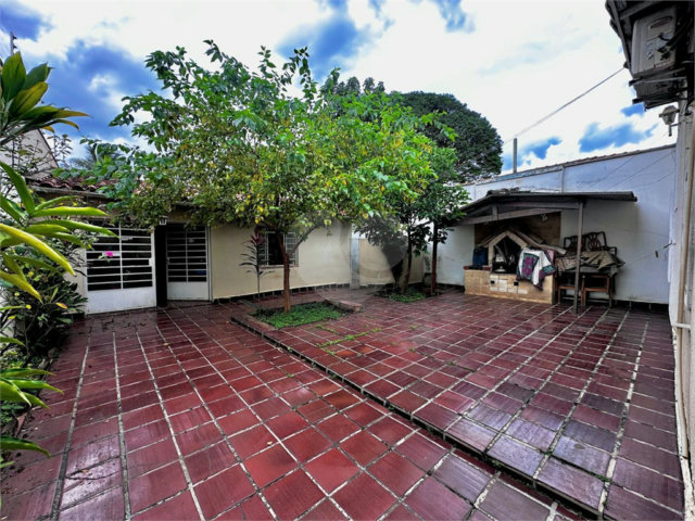 Casa Térrea à venda ou para alugar com 3 quartos em Brooklin Novo, São Paulo, SP