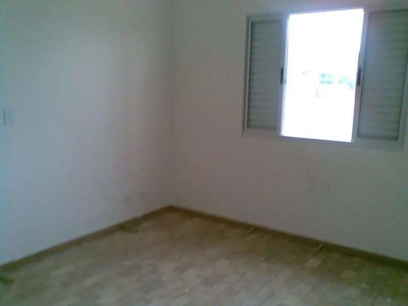 Sobrado à venda com 4 quartos, sendo 2 suítes, em Vila Sônia, São Paulo, SP