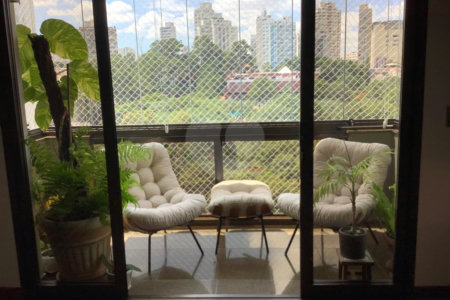 Apartamento na Mooca com 244 metros