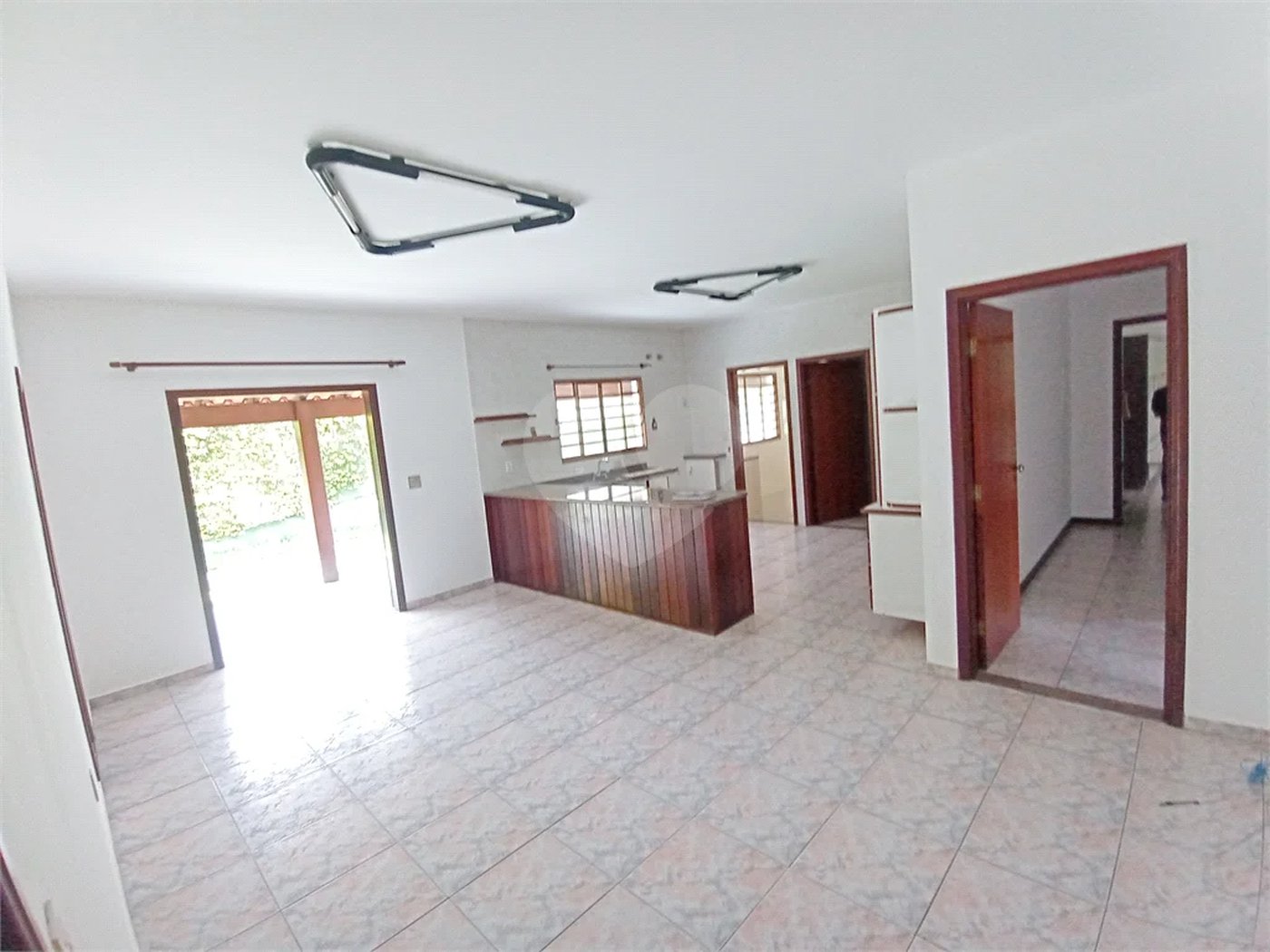 Casa a Venda no Condomínio Vista Alegre - Café em Vinhedo/SP