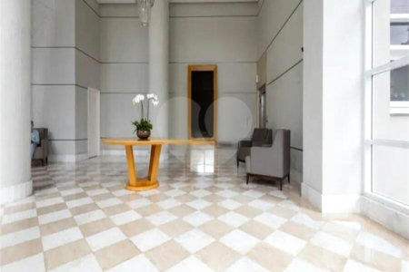 Vista definitiva para o verde, varanda gourmet integrada e um dos apartamentos mais exclusivos da Vila Mariana