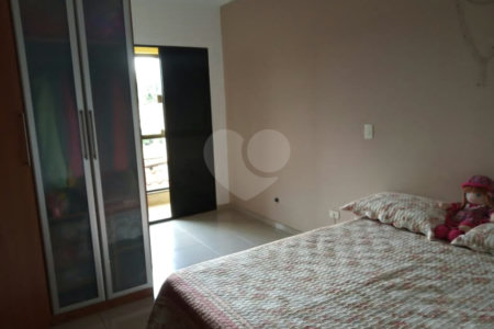 Sobrado à venda com 3 quartos, sendo 1 suíte, em Vila Medeiros, São Paulo, SP