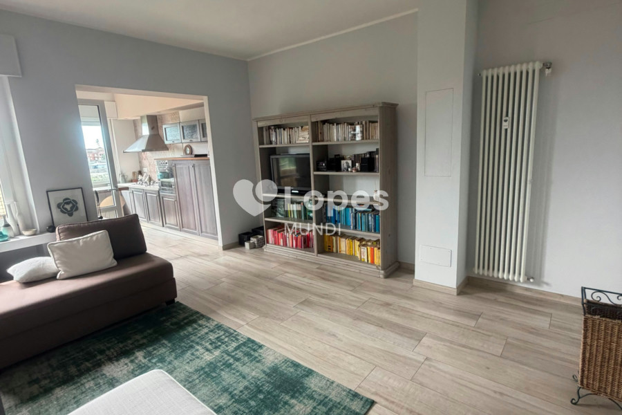 Apartamento com 2 quartos à venda em Casale Monferrato, Piemonte, Itália – Mobiliado