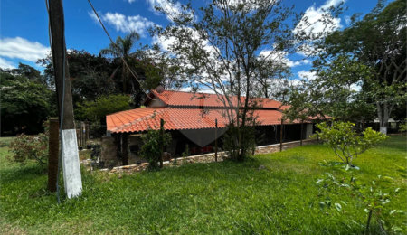 Sítio à venda com 2 quartos em Área Rural de Varginha, Itapetininga, SP