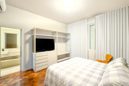 Apartamento à venda com 4 quartos, sendo 1 suíte,  em Copacabana, Rio de Janeiro, RJ