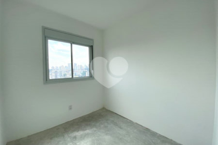 Apartamento à venda com 3 quartos, sendo 1 suíte,  em Parada Inglesa, São Paulo, SP