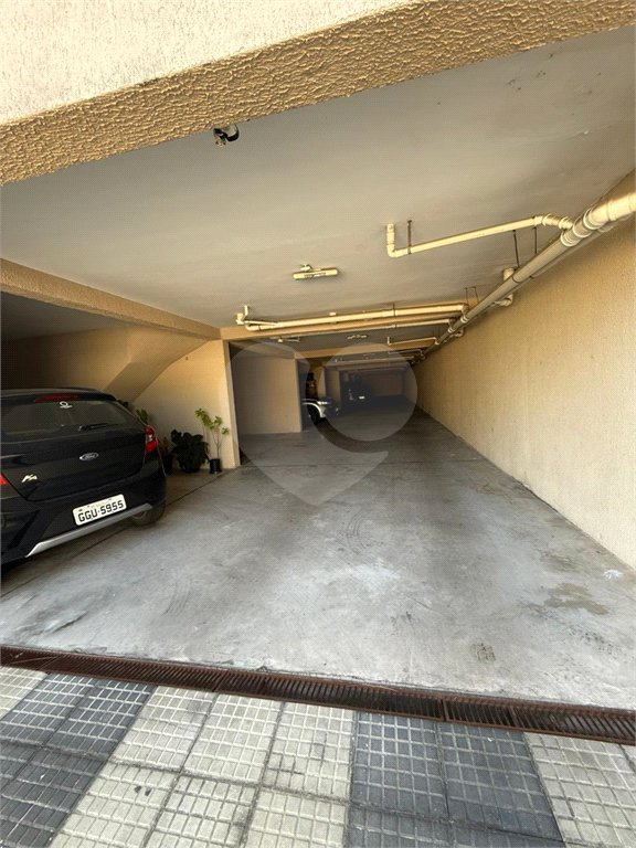 Casa à venda com 3 quartos, sendo 1 suíte, no condomínio Praça Leão, São Paulo - SP
