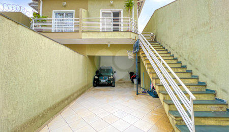 Casa à venda com 3 quartos, sendo 1 suíte,  no condomínio 658, São Paulo - SP