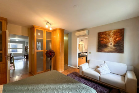 Casa à venda com 3 quartos, sendo 1 suíte, no condomínio Barão do Triunfo, São Paulo - SP