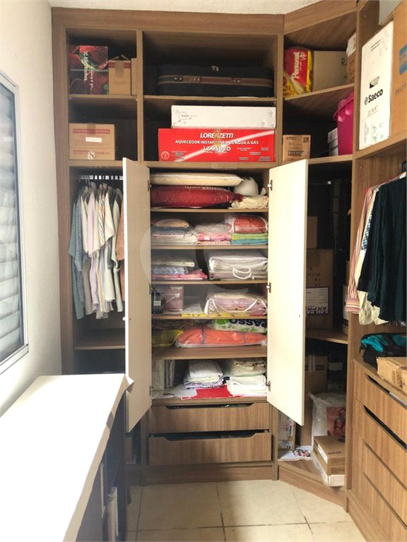 Casa à venda com 3 quartos, sendo 1 suíte,  em Vila Suissa, Mogi das Cruzes, SP