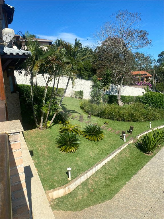 Casa à venda com 5 quartos, sendo 4 suítes, no condomínio Lago do Imperador, Mairiporã - SP