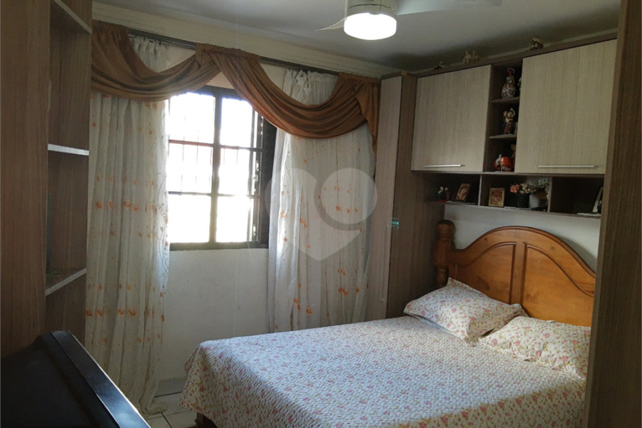 Casa Térrea à venda com 4 quartos, sendo 1 suíte,  em Tucuruvi, São Paulo, SP