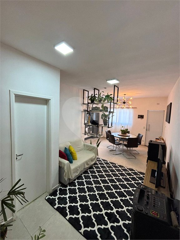 Casa à venda com 2 quartos, sendo 1 suíte, no condomínio Residencial Bela Vida- Bom Jesus dos Perdões, Bom Jesus dos Perdões - SP
