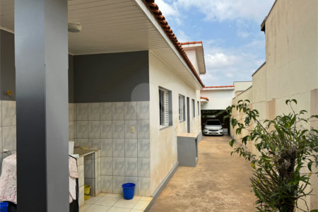Casa à venda com 3 quartos, sendo 1 suíte, no Centro, Itapetininga, SP