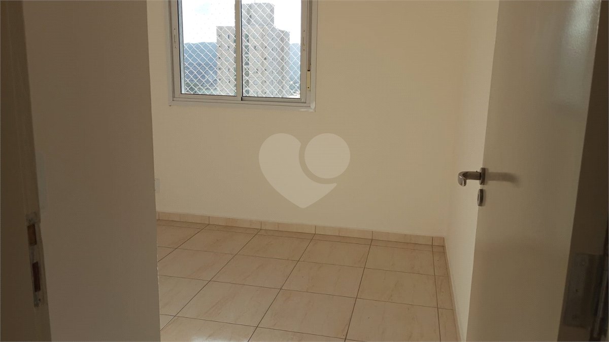 Apartamento à venda com 3 quartos, sendo 1 suíte,  em Picanço, Guarulhos, SP