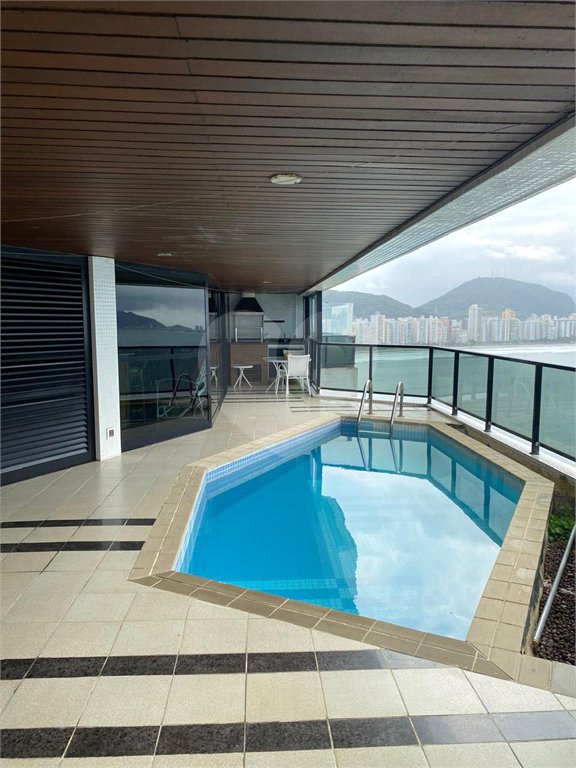 Apartamento à venda com 4 suítes em Jardim Astúrias, Guarujá, SP