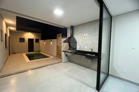 Casa à venda com 3 suítes no condomínio Residencial Mantova, Indaiatuba - SP