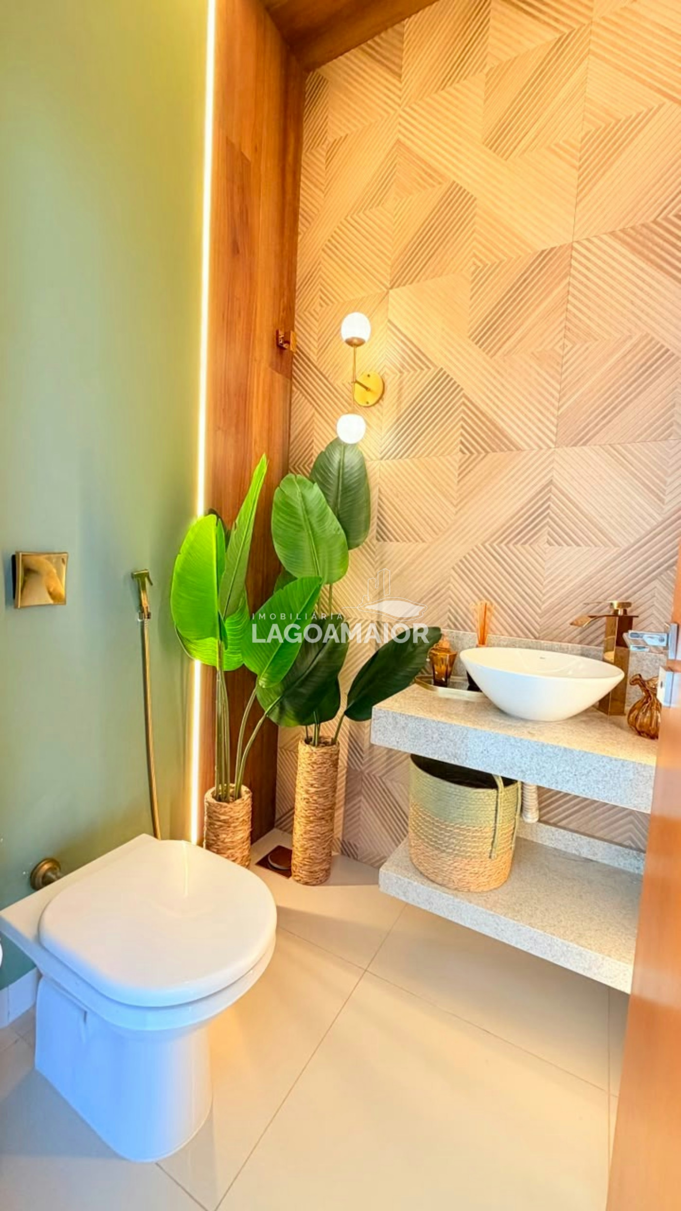 Casa à venda com 3 quartos, sendo 3 suítes, em Santos Dumont, Três Lagoas - MS