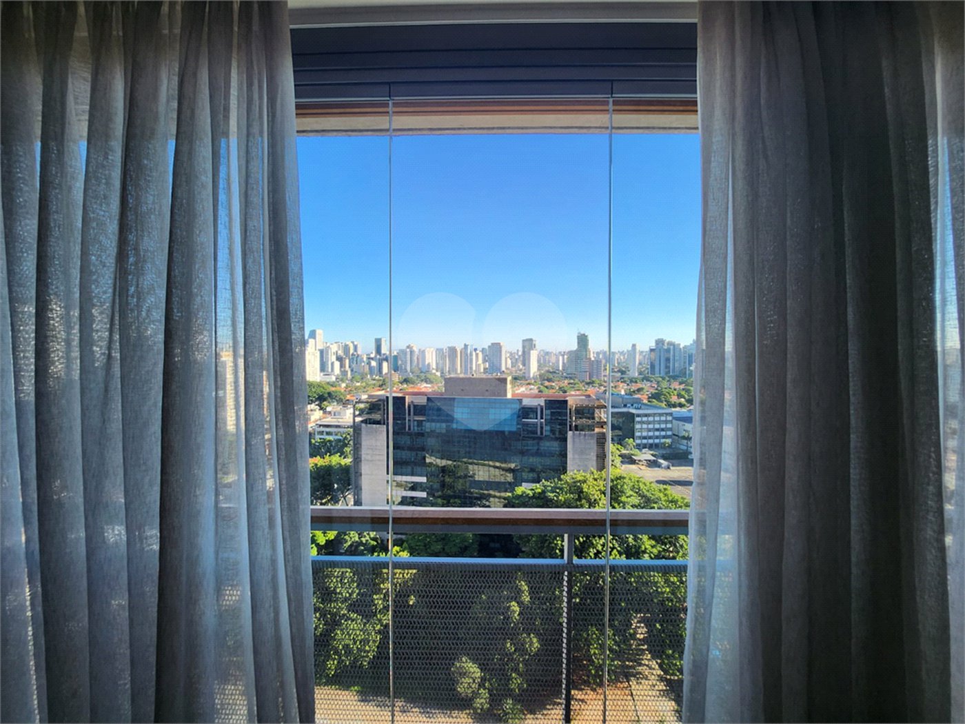 Apartamento à venda com 4 suítes em Jardim das Acácias, São Paulo, SP