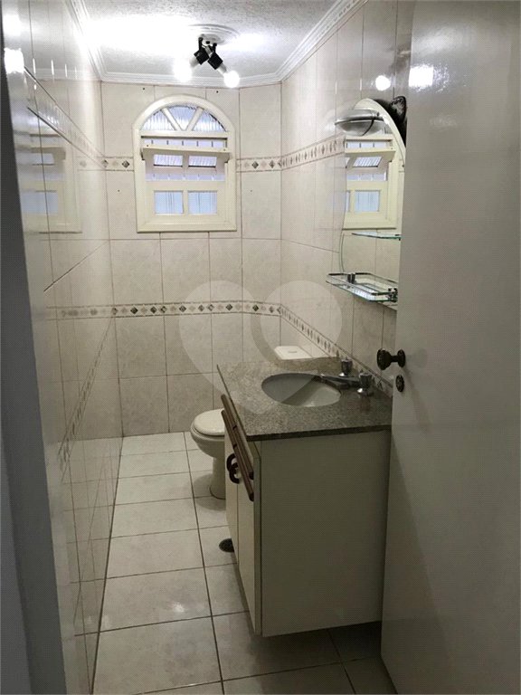 Sobrado à venda com 3 quartos, sendo 1 suíte, em Jardim Mauá, Mauá, SP