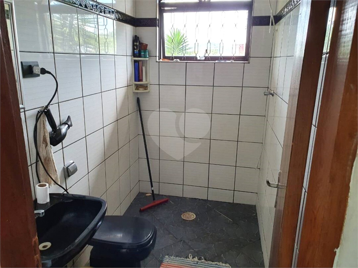 Casa à venda com 3 quartos, sendo 1 suíte, em Jardim Ikeda, Suzano, SP