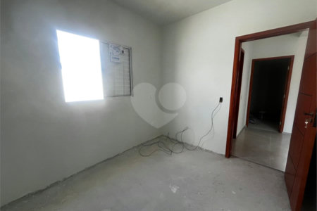 Casa à venda com 2 quartos em Parque Itapê, Itapetininga, SP