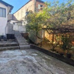 Sobrado à venda com 8 quartos em Vila Guarani, São Paulo, SP
