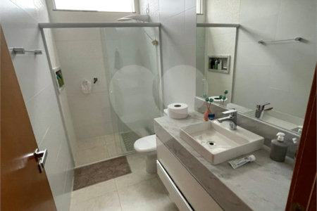 Casa à venda com 3 quartos, sendo 1 suíte,  no condomínio Aruã, Mogi das Cruzes - SP