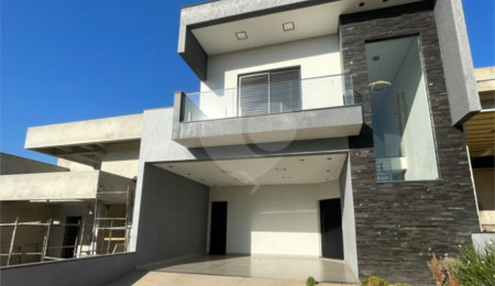 Casa à venda com 3 quartos, sendo 1 suíte,  no condomínio Helena Maria, Sorocaba - SP