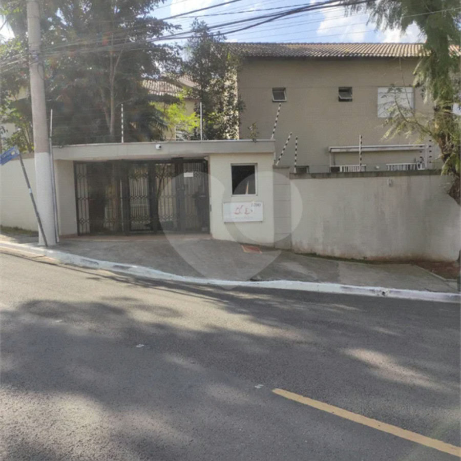 Casa à venda com 2 suítes no condomínio Cântaros da Serra, São Paulo - SP