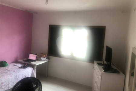 Sobrado à venda com 3 quartos, sendo 1 suíte, em Vila Medeiros, São Paulo, SP