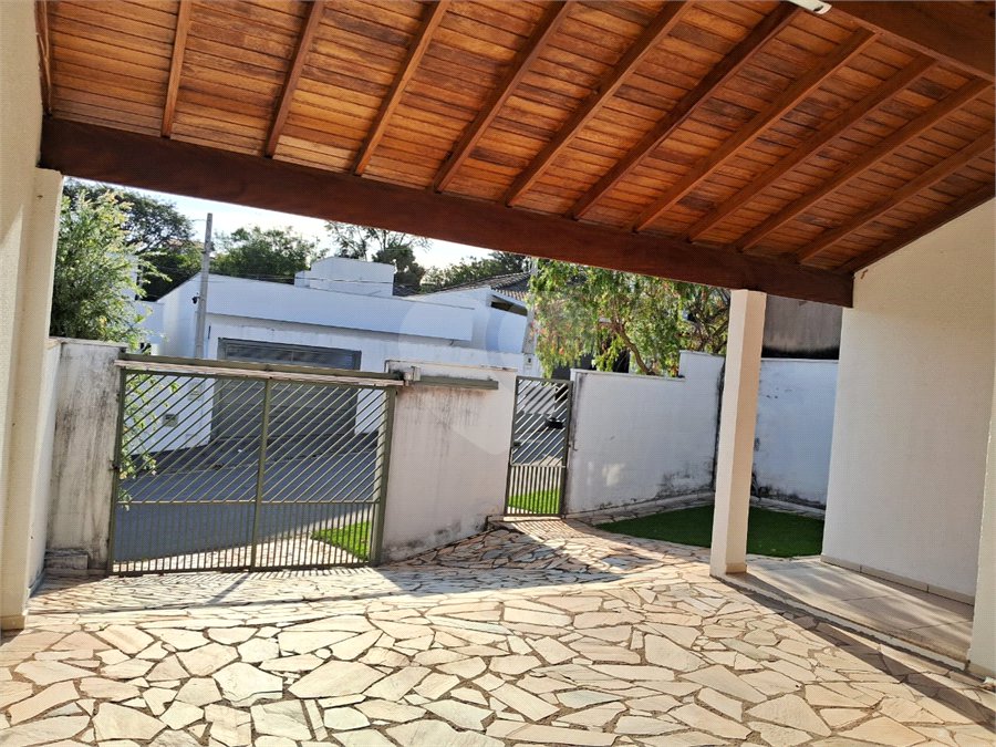 Casa para alugar com 3 quartos, sendo 1 suíte,  em João XXIII, Vinhedo, SP