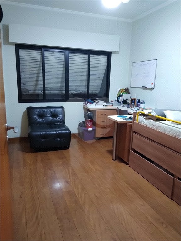 Apartamento à venda com 3 quartos, sendo 1 suíte,  em Bela Vista, São Paulo, SP